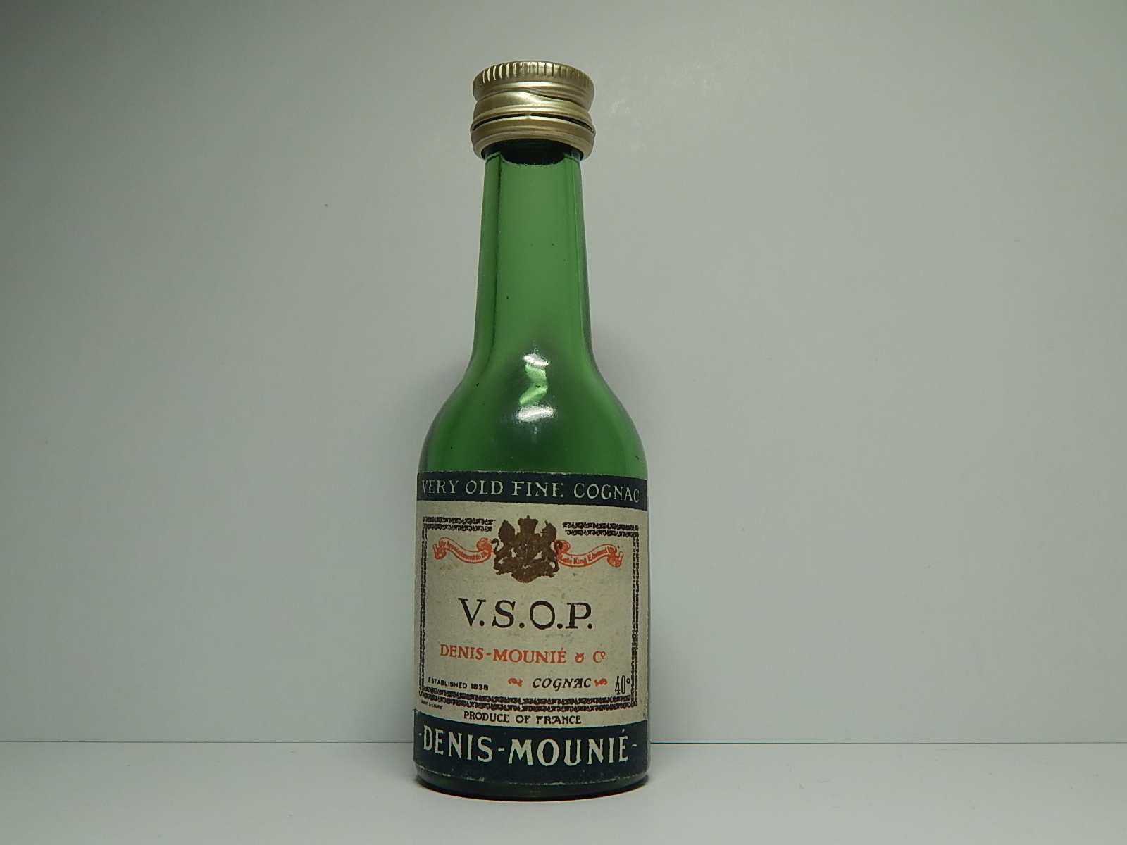 V.S.O.P. Very Old Fine Cognac